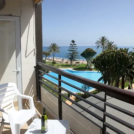 Apartamento Sobre La Playa En La Carihuela * 托雷莫利诺斯