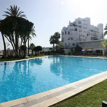 Apartment Apartamento Sobre La Playa En La Carihuela