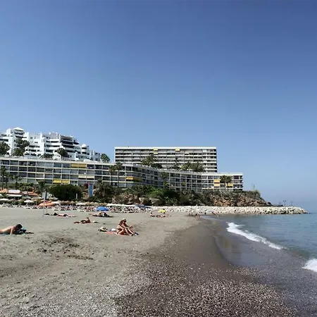 Apartamento Sobre La Playa En La Carihuela Torremolinos